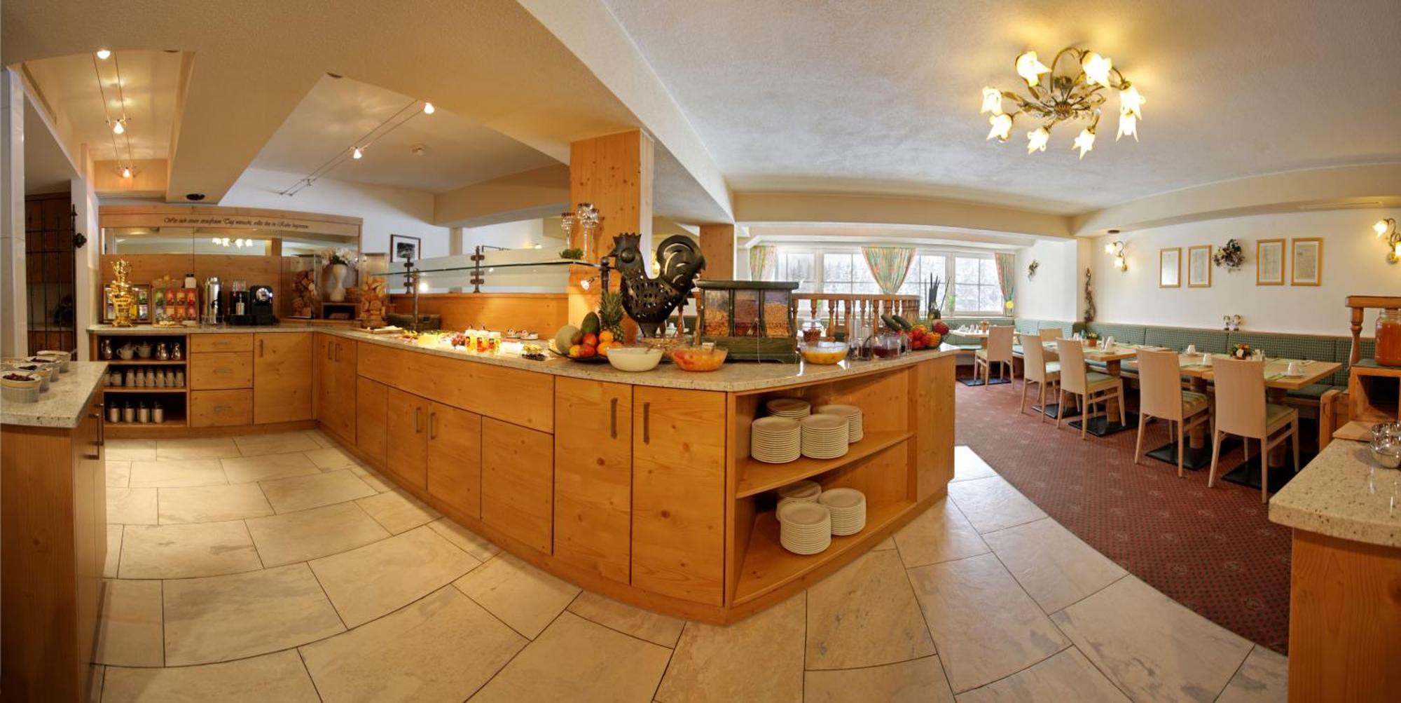 Hotel Garni - Restaurant Kaminstube Σανκτ Αντόν αμ Άλμπεργκ Εξωτερικό φωτογραφία