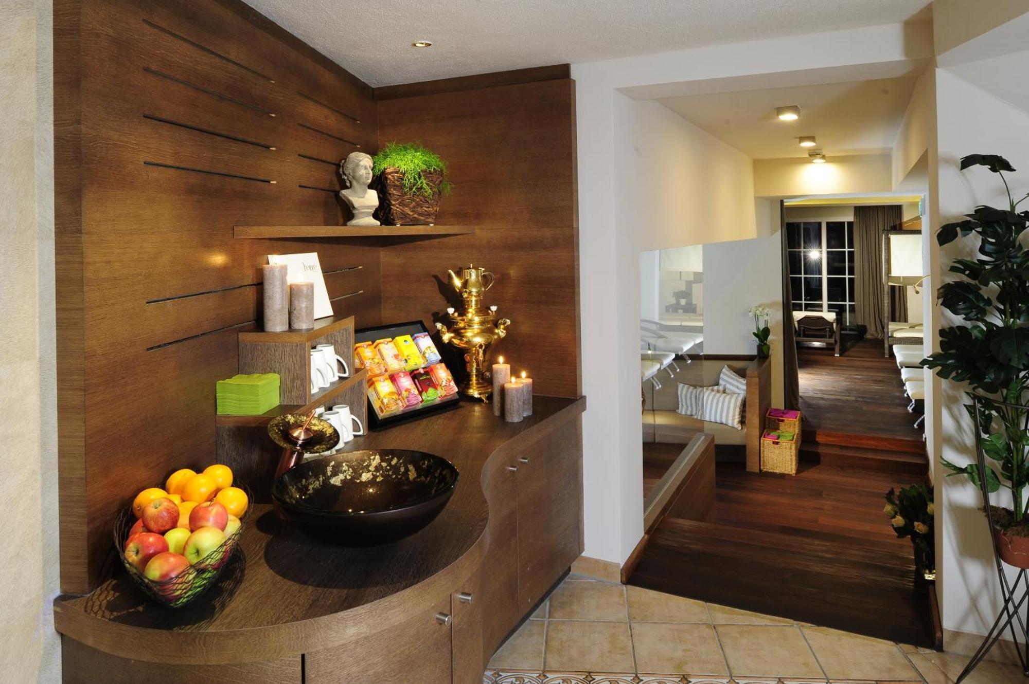 Hotel Garni - Restaurant Kaminstube Σανκτ Αντόν αμ Άλμπεργκ Εξωτερικό φωτογραφία
