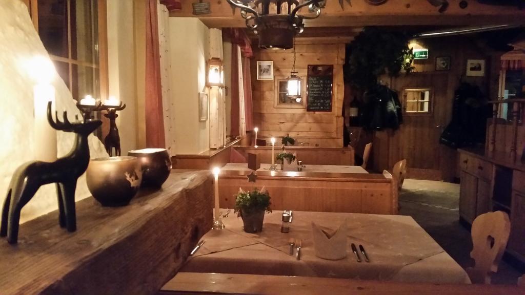 Hotel Garni - Restaurant Kaminstube Σανκτ Αντόν αμ Άλμπεργκ Εξωτερικό φωτογραφία