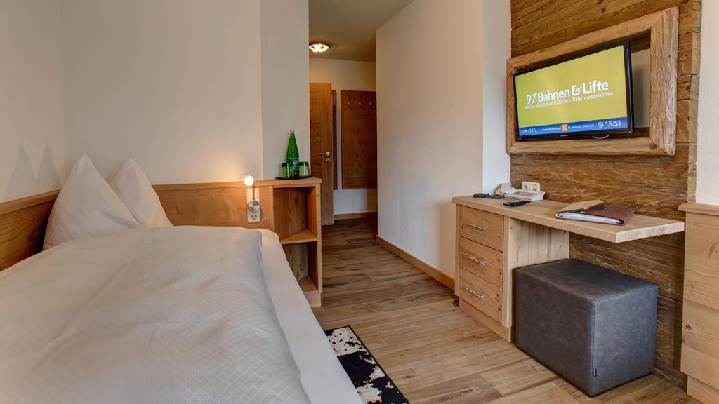 Hotel Garni - Restaurant Kaminstube Σανκτ Αντόν αμ Άλμπεργκ Εξωτερικό φωτογραφία