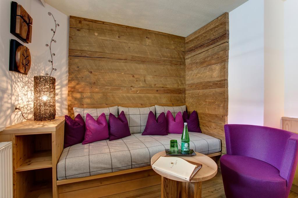 Hotel Garni - Restaurant Kaminstube Σανκτ Αντόν αμ Άλμπεργκ Δωμάτιο φωτογραφία